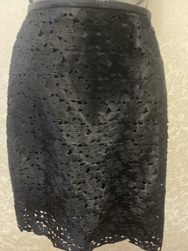 Женская Юбка Чёрная 38 / M / 46