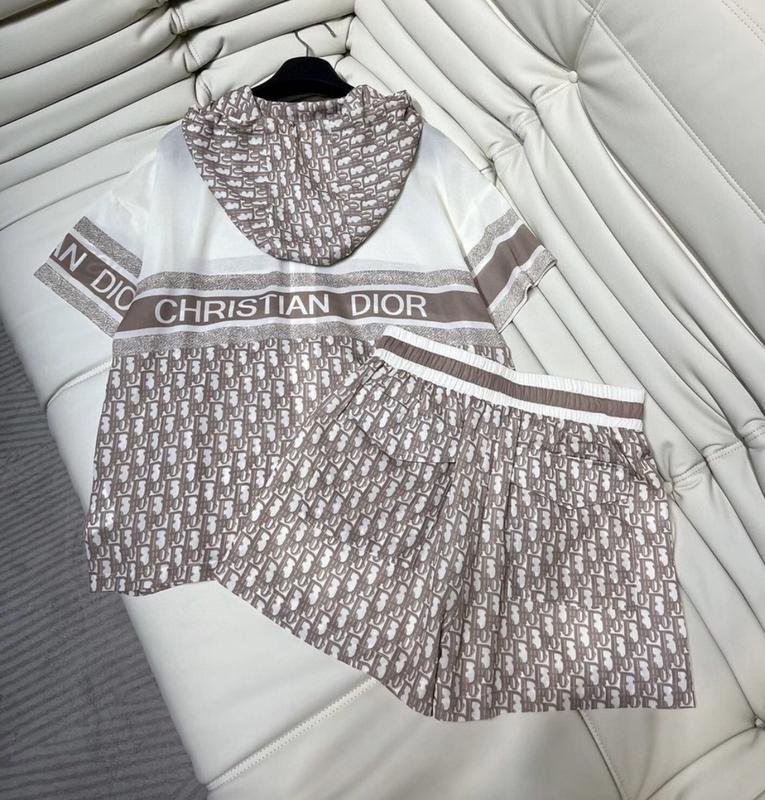 Women Christian Dior Suit Beige 36 / S / 44