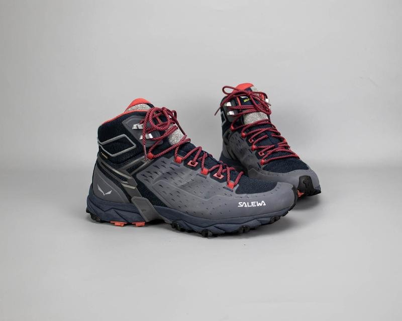 Женские Salewa Ботинки Серый Синтетика 40