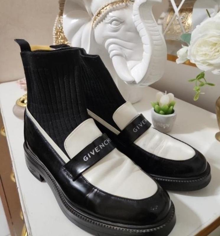 Женские Givenchy Ботинки Чёрный 37.5