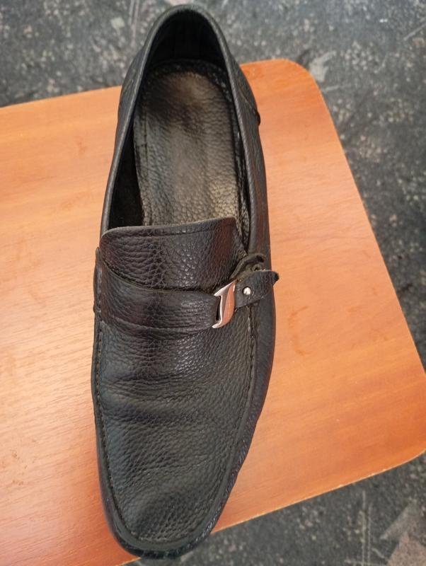 Женские Salvatore Ferragamo Лоферы Чёрные Кожа 42
