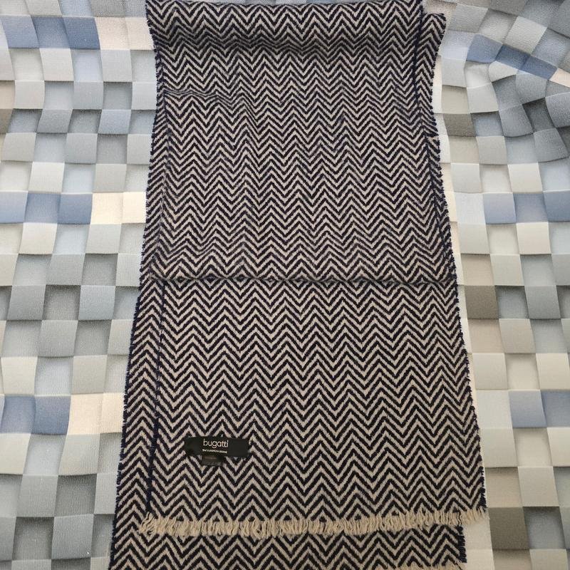 Unisex Bugatti Scarf White Wool