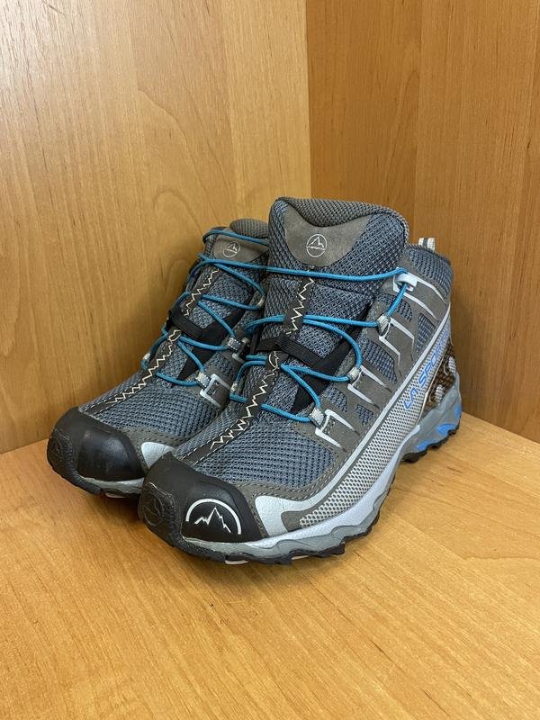 Women La Sportiva Boots Grey 37