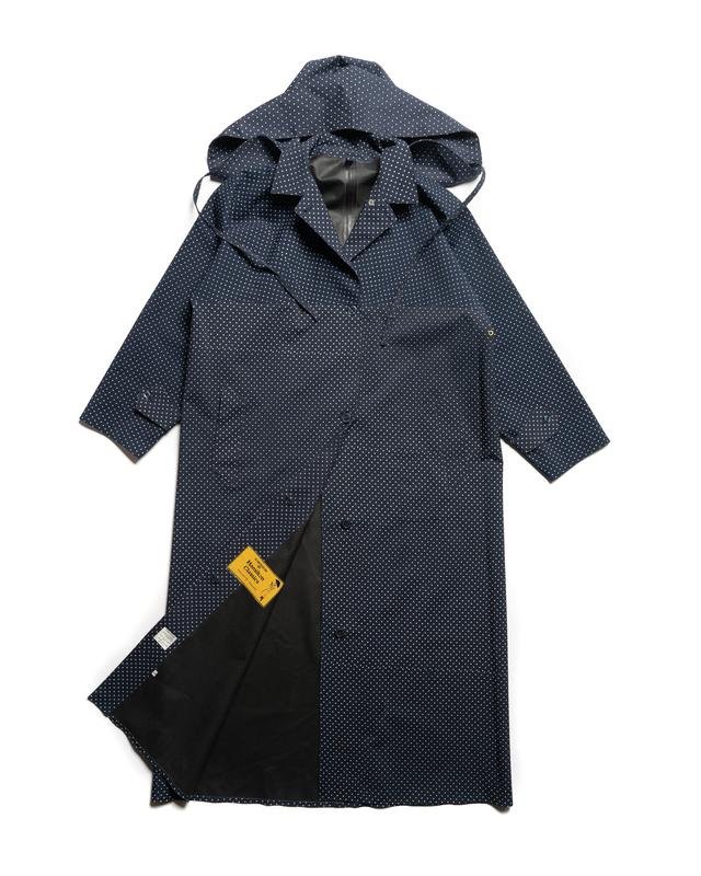 Женский Hamilton Плащ Тёмно-синий Резина 40 / L /