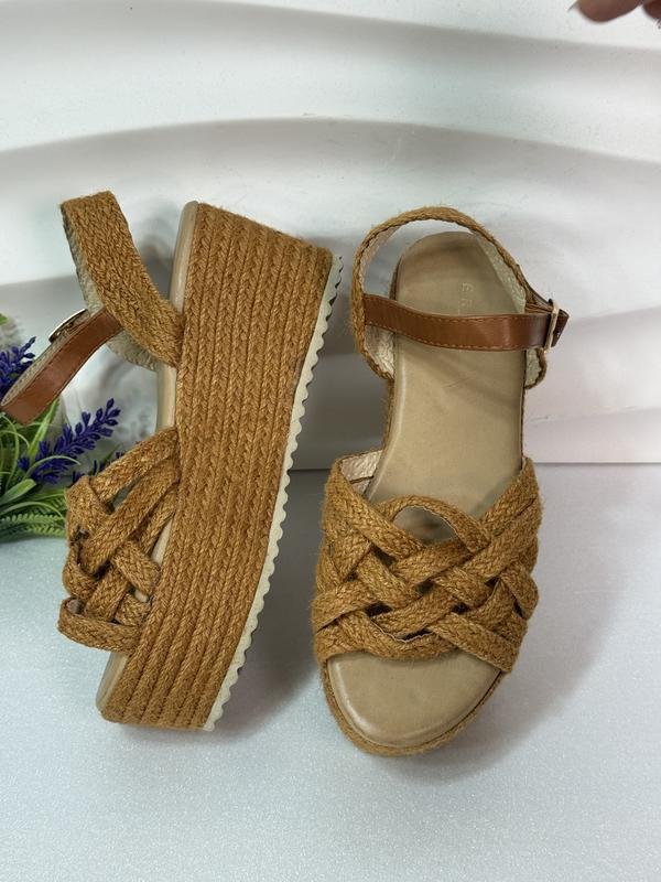 Women Erynn Sandals Brown Textile 38