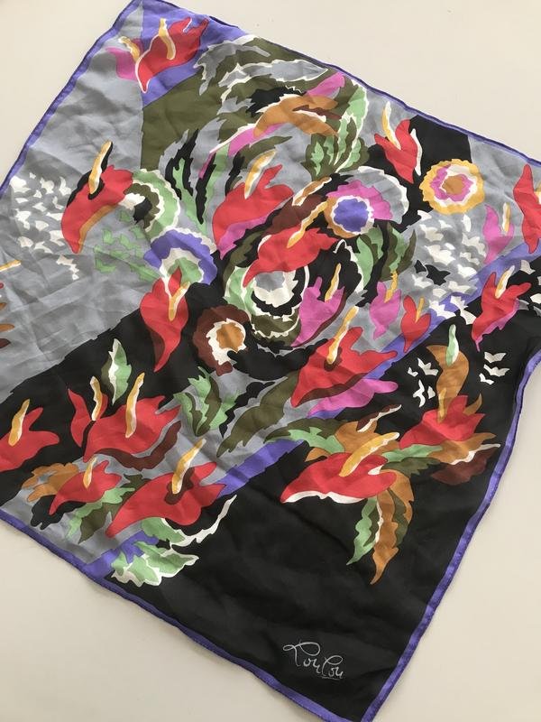 Women Cacharel Scarf Red Silk