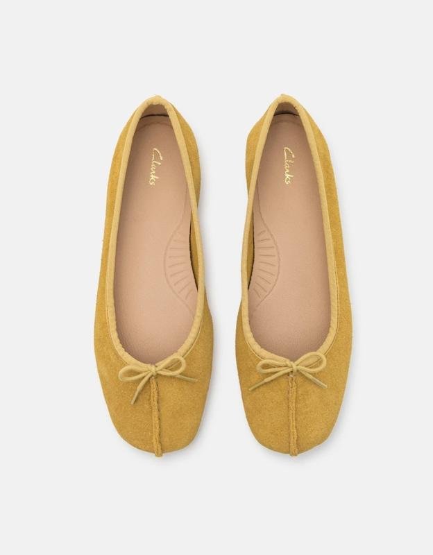 Женские Clarks Туфли на каблуке Жёлтый Нубук 39