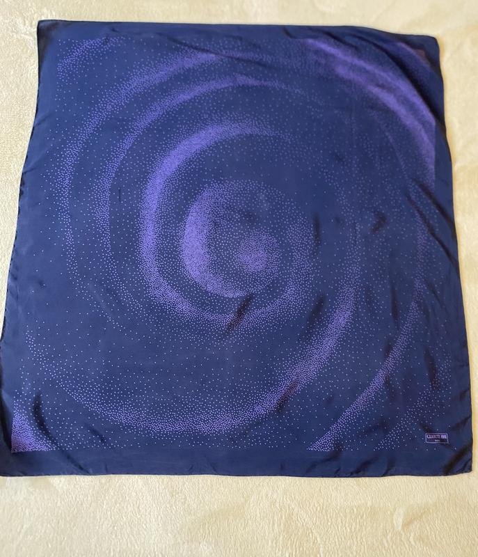 Женский Cerruti Шарф Тёмно-синий Шёлк