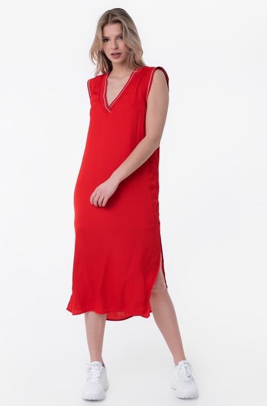 Женское Pepe Jeans Платье Красное Вискоза 40 / L /