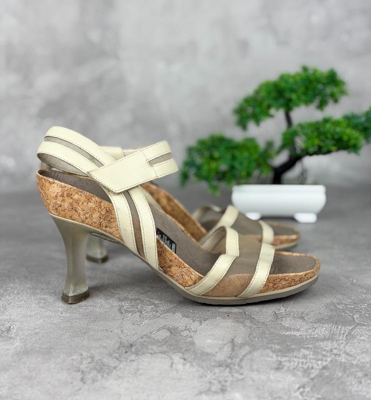 Damen Diesel Absatzschuhe Beige Leder 38