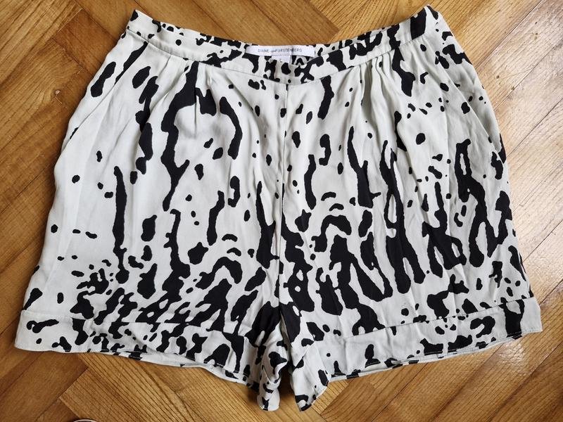 Women Diane Von Furstenberg Shorts Black Polyester