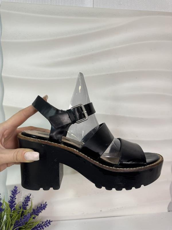 Damen Pull&Bear Absätze Schwarz 38