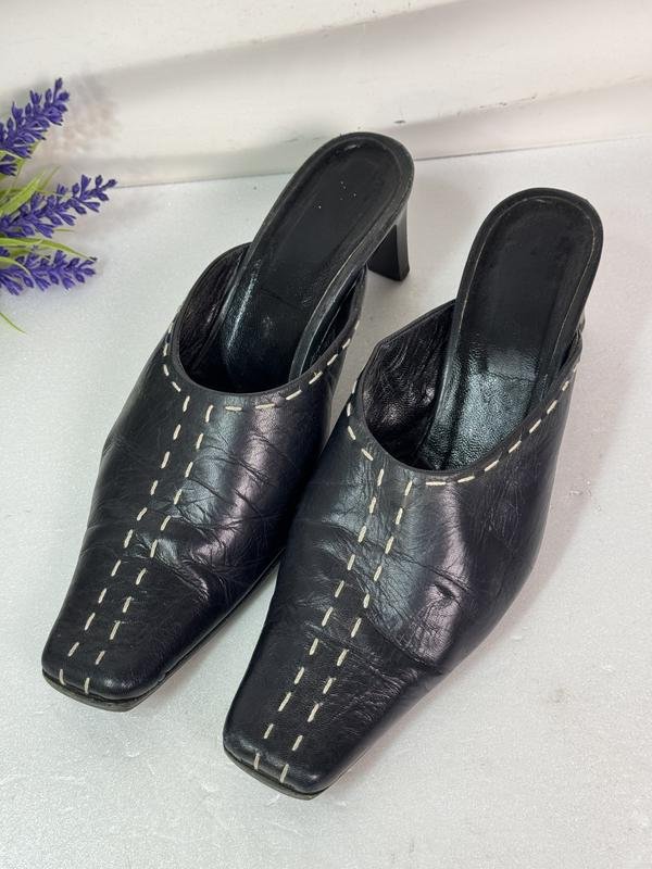Women Wild Pair Mules Black Leather 40