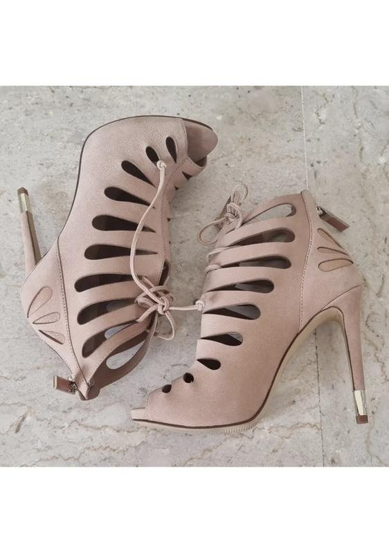 Damen GUESS Absätze Beige Leder 37