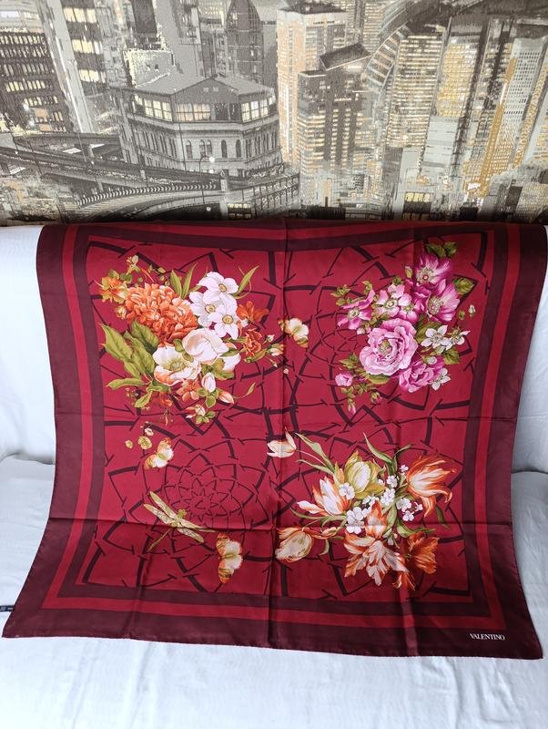 Damen Valentino Schal Schwarz Seide 85x85