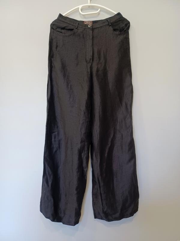 Женские Trussardi Брюки Чёрные Лен S