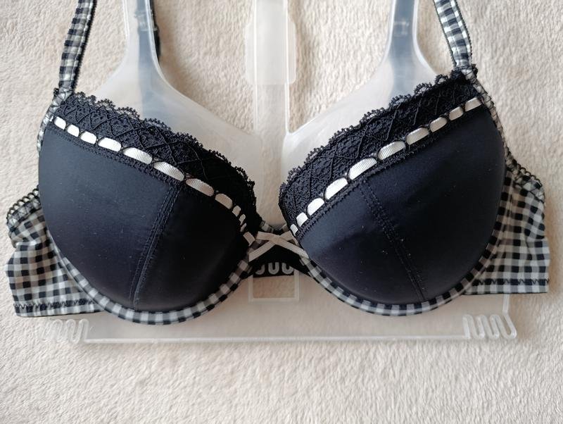 Women s.Oliver Bra Black 80A