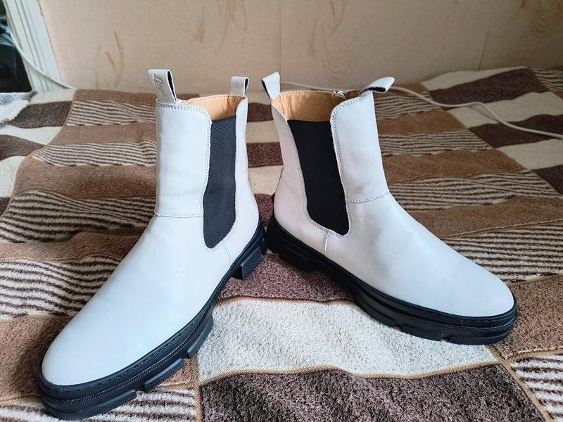 Women Lloyd Boots Black 7.5