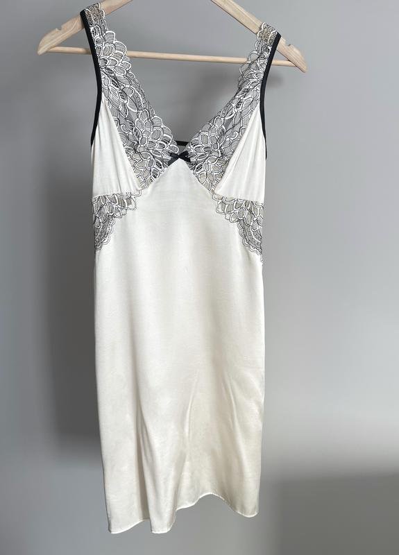 Women Beldona Nightgown Beige Silk