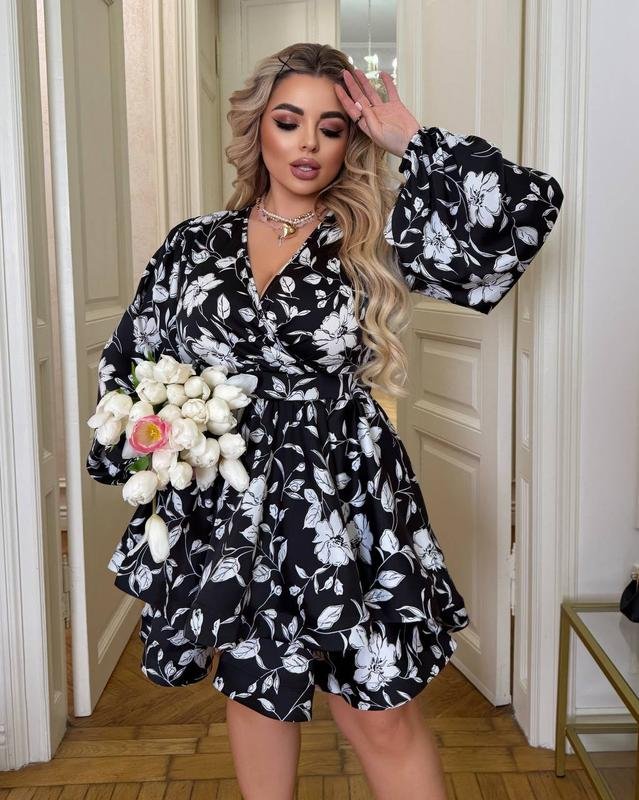 Femme Armani Robe Noir 44-46, 48-50, 52-54