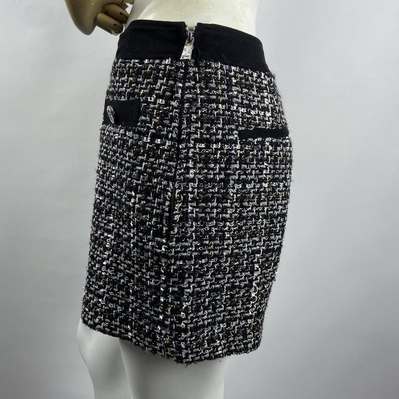 Женские GUESS Шорты Белые Вискоза M