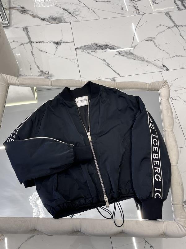 Женский Iceberg Куртка Чёрный 40