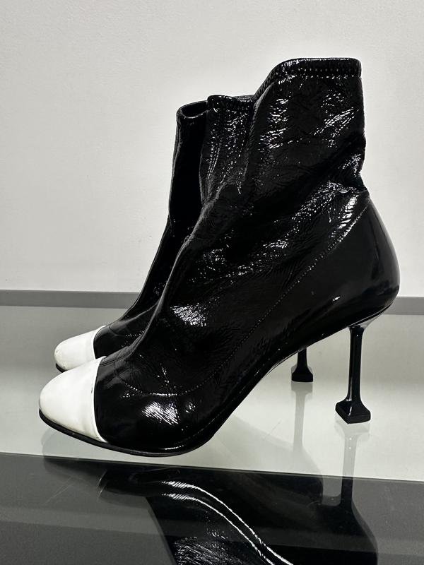 Femme Miu Miu Bottines Noires Cuir Verni 36.5