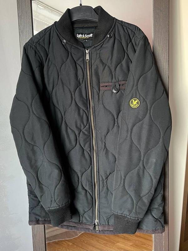 Женская Lyle & Scott Куртка Чёрная Трикотаж 42