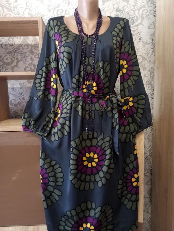 Женское Boden Платье Серое Шелк M