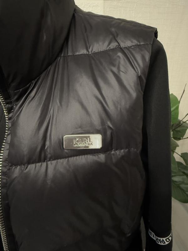 Женская Karl Lagerfeld Жилетка Чёрный 44