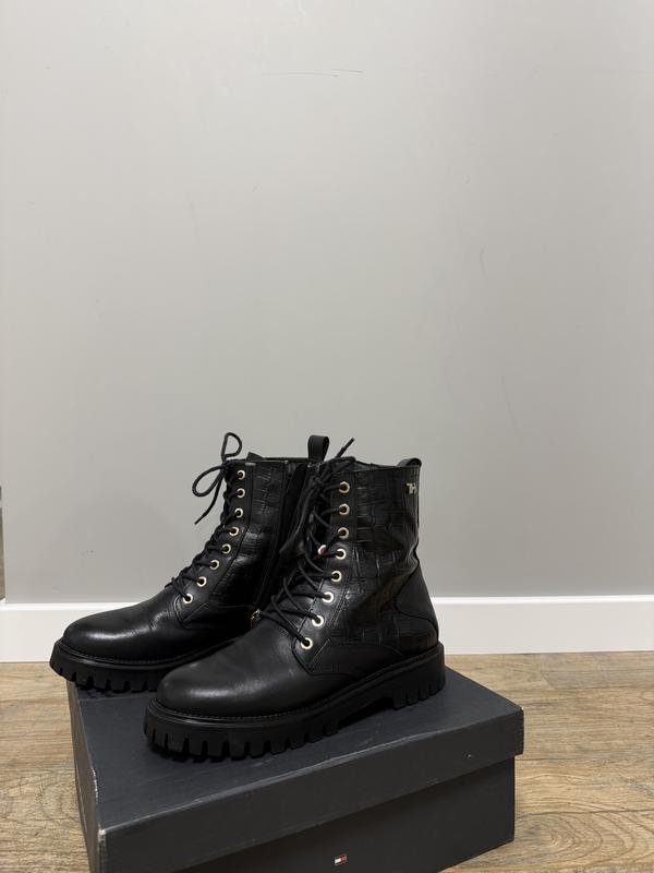 Damen Tommy Hilfiger Stiefel Schwarz Leder 38.5