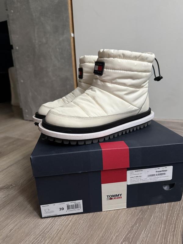 Женские Tommy Jeans Сапоги Молочный Полиэстер 38.5