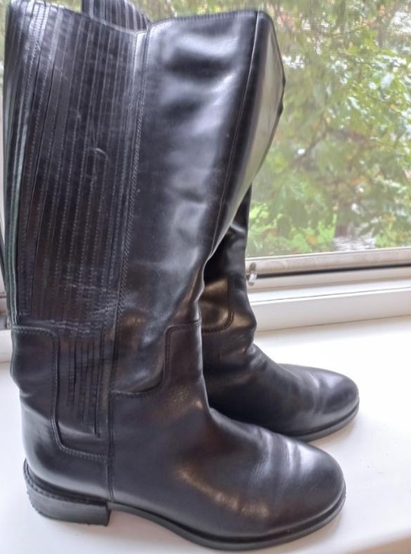 Women Clarks Boots Black Leather 37