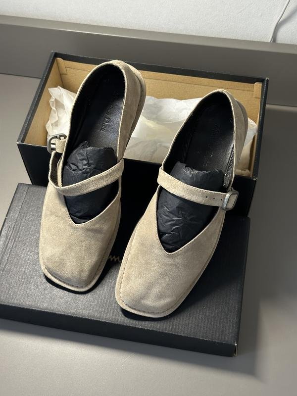 Женские Massimo Dutti Туфли Бежевый Замша 39