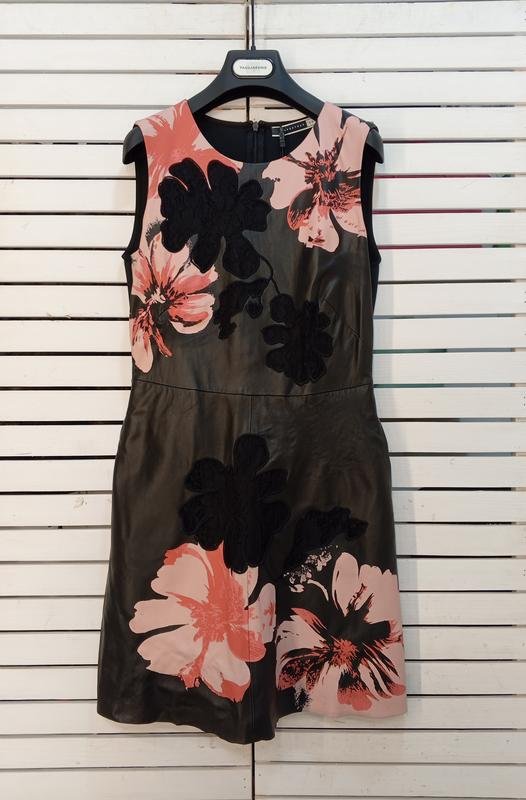 Женское Sportmax Платье Розовое Гипюр ХS