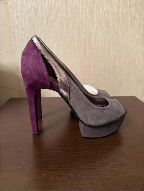 Donna Calvin Klein Tacchi Viola Camoscio 40