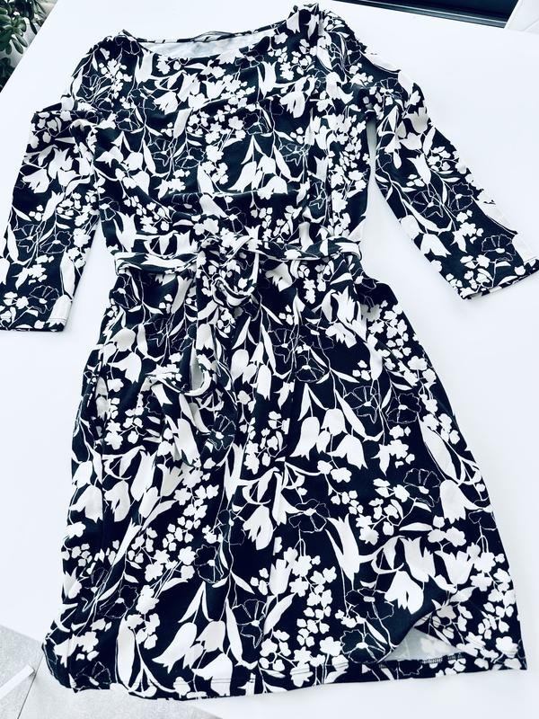 Женский Max Mara Платье Чёрный Вискоза ХS