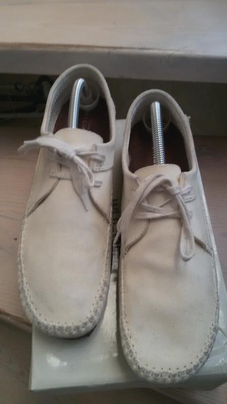 Herren Clarks Absätze Elfenbein Wildleder 45