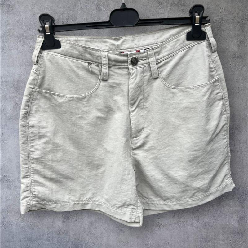 Women The North Face Shorts Grey 6
