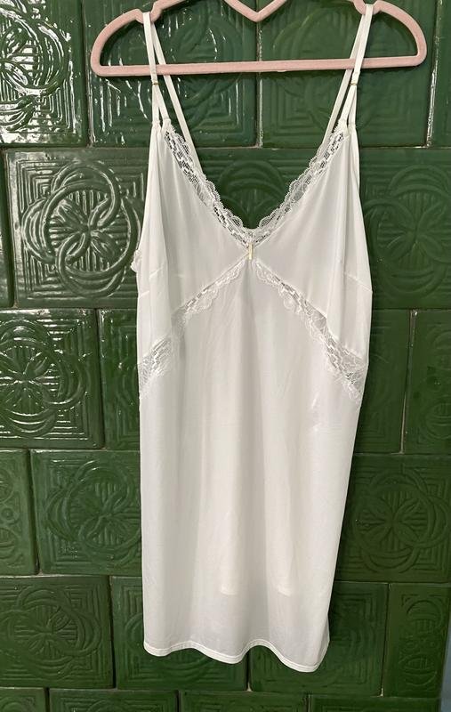 Women Chantelle Nightgown White L