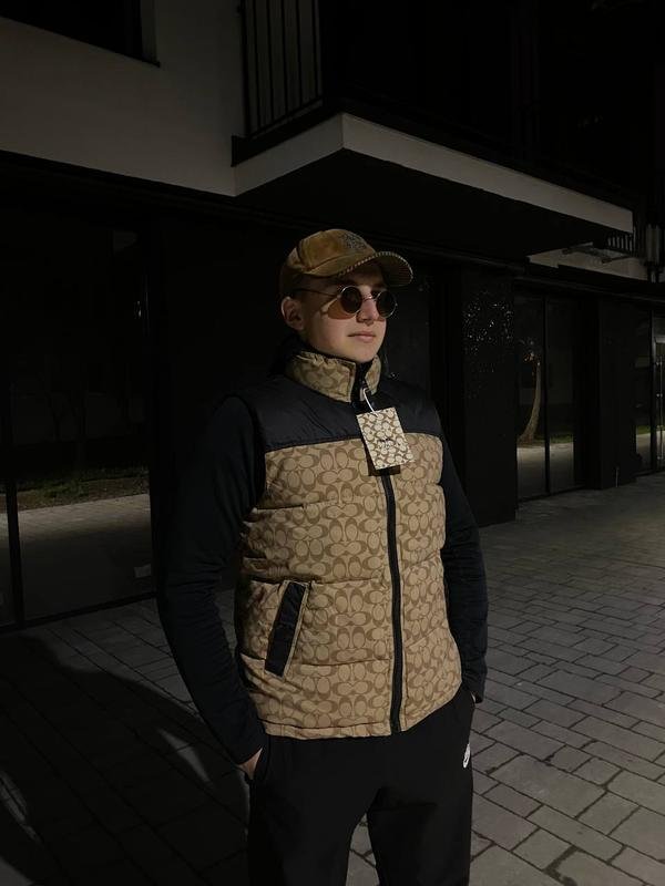 Women Coach Vest Black Knit M