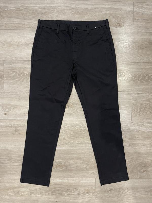 Men Uniqlo Trousers Black 34W 32L
