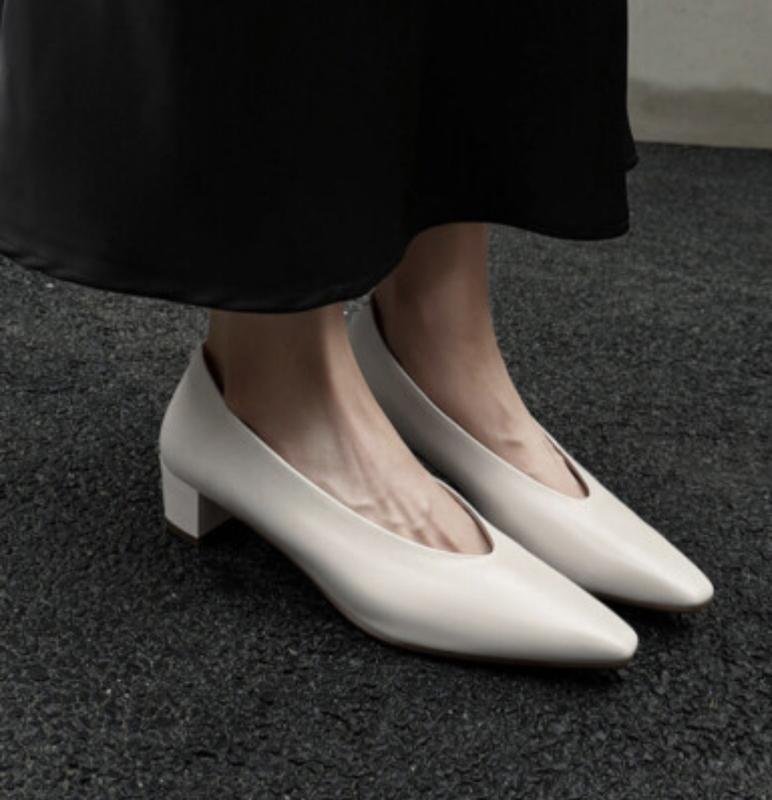 Женские Massimo Dutti Туфли Бежевые Кожа 37