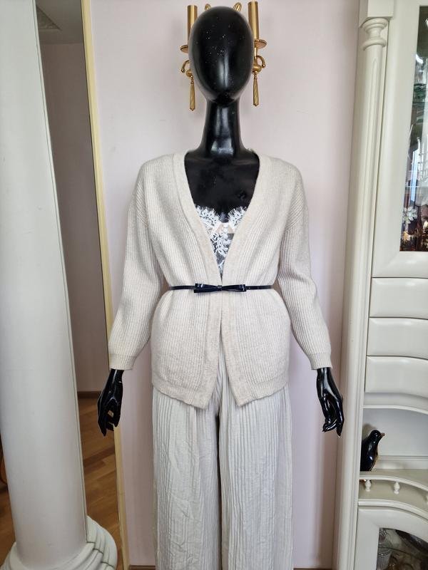 Женский Blumarine Свитер Молочный Вискоза 40