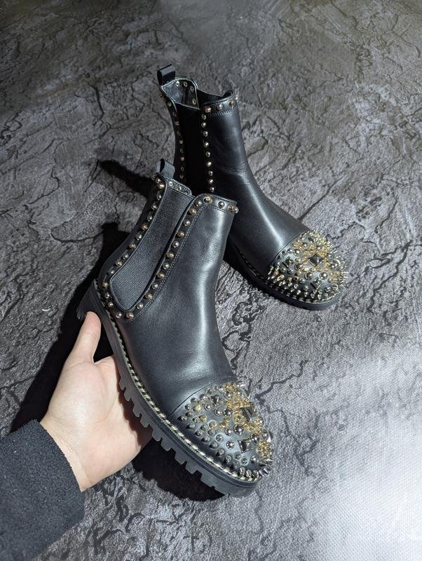 Женские Christian Louboutin Черевики Чёрный Кожа