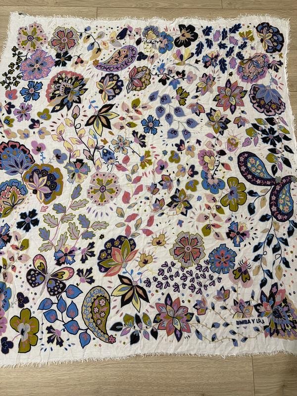 Bimba y lola Scarf White 130x143