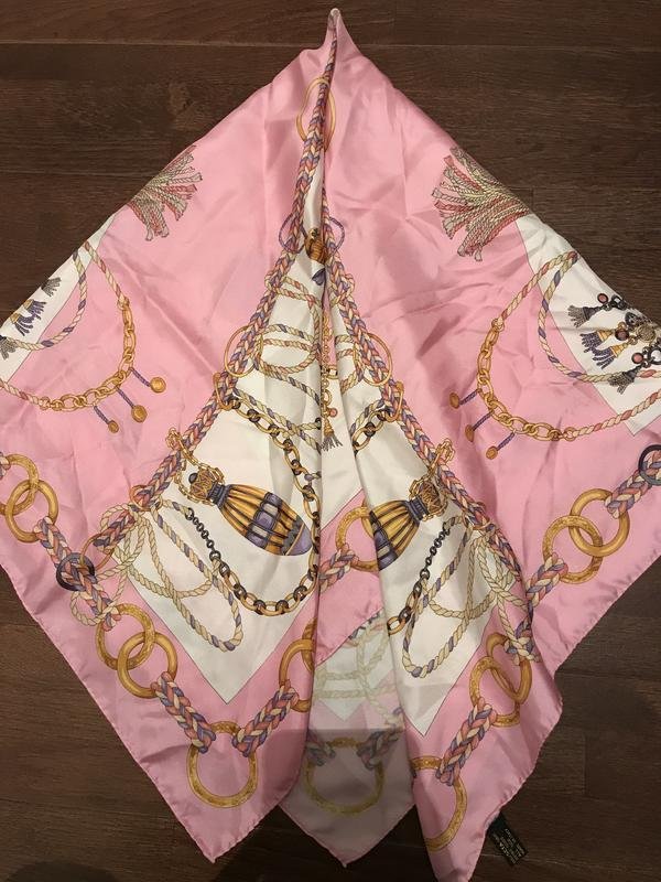 Women Ballin Scarf Pink One size