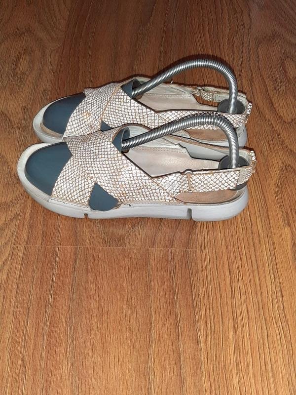 Donna Clarks Tacchi Argento 37.5