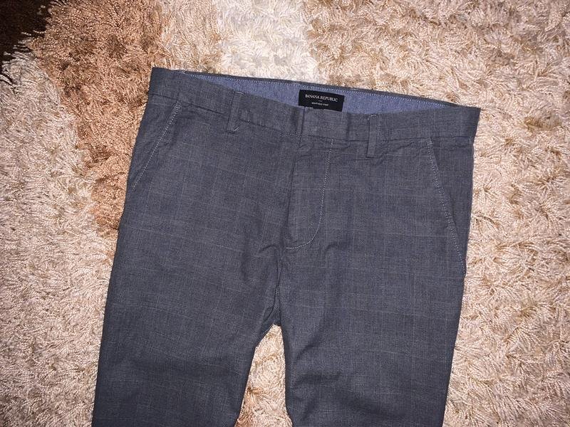 Men Banana Republic Trousers Grey 31 / M / 44