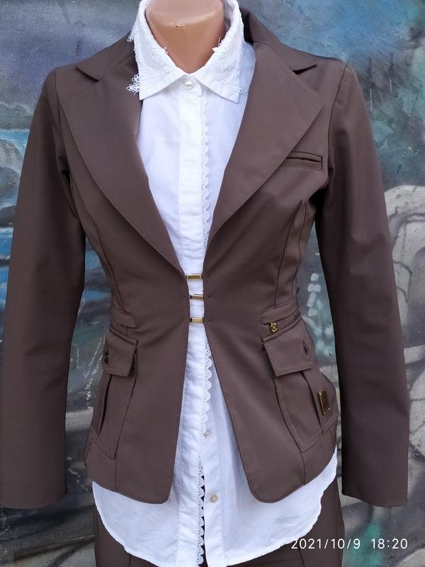 Женский Celine Костюм Бежевый 36 / S / 44